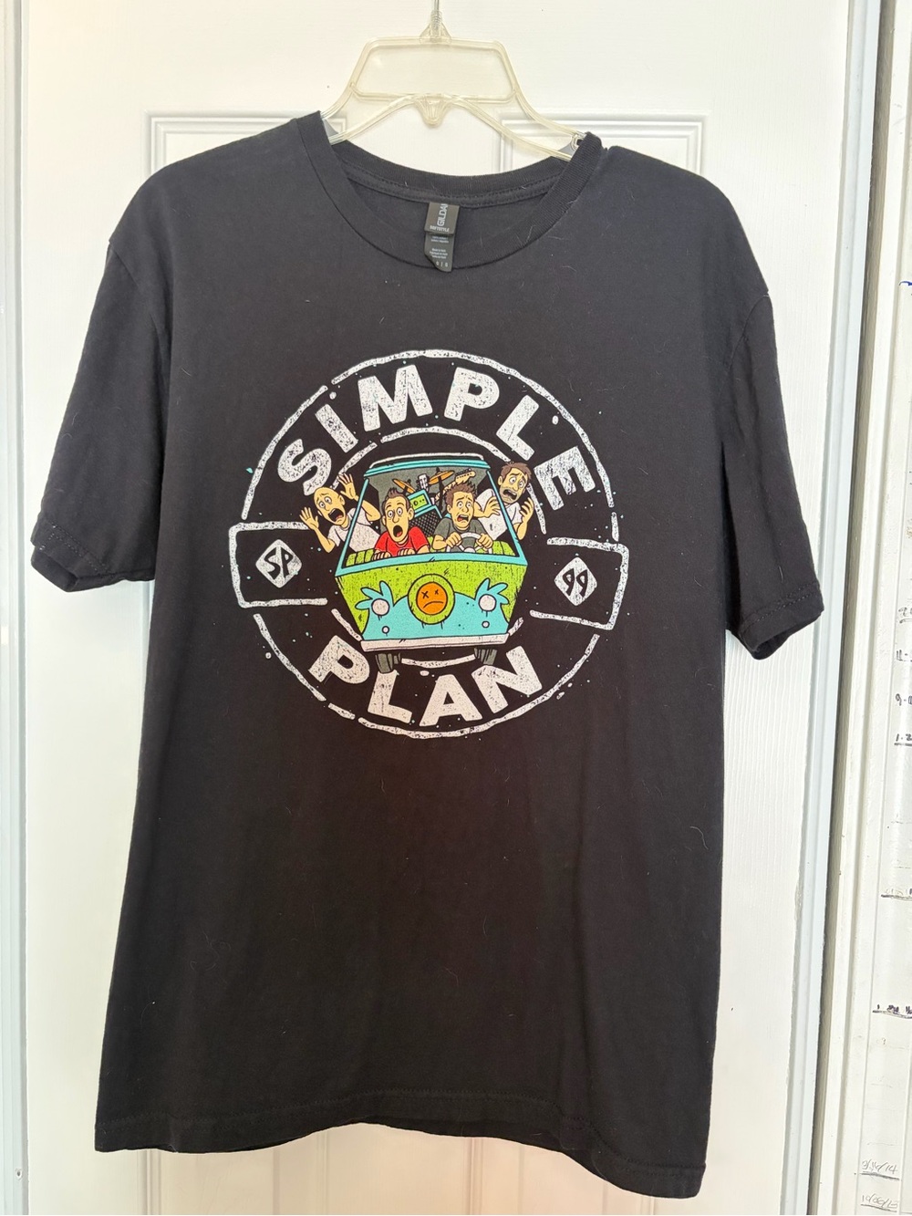 Gildan Black Graphic Crew Neck T-Shirt
